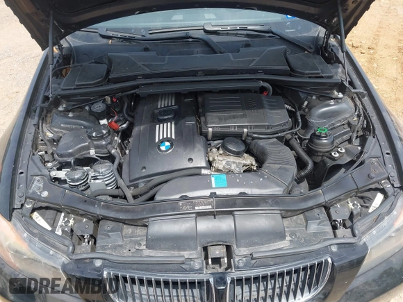 2008 BMW 3 Series 335i z VIN WBAVB77518NH78042, wystawiony jako IAAI lot #42267735 z przebiegiem Nie podano mil oraz . Historia ofert i sprzedaży dostępna na DreamBid. Obrazek 10.