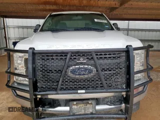2018 Ford F-250 XL с VIN 1FT7W2B64JEC59797, выставлен на аукционе Copart как лот 62522465 с пробегом 174 880 миль миль и Чистый • Clean title. История ставок и продаж доступна на DreamBid. Изображение 5.