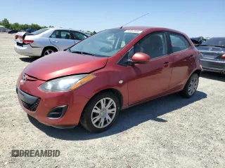 2014 Mazda 2 Sport z VIN JM1DE1KZ7E0182677, wystawiony jako Copart lot #55957645 z przebiegiem 116 807 mil mil oraz Szkoda całkowita • Salvage title. Historia ofert i sprzedaży dostępna na DreamBid. Obrazek 1.