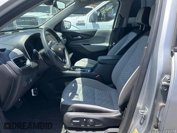 2021 Chevrolet Equinox LS z VIN 3GNAXFEV9MS175215, wystawiony jako IAAI lot #42554213 z przebiegiem 83 171 mil mil oraz . Historia ofert i sprzedaży dostępna na DreamBid. Obrazek 10.
