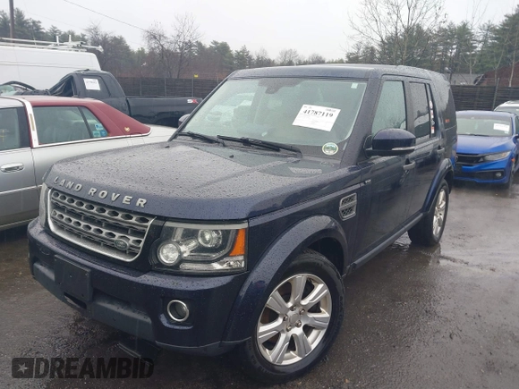 2015 Land Rover LR4 HSE с VIN SALAG2V6XFA742605, выставлен на аукционе IAAI как лот 41787119 с пробегом 115 415 миль миль и . История ставок и продаж доступна на DreamBid. Изображение 17.