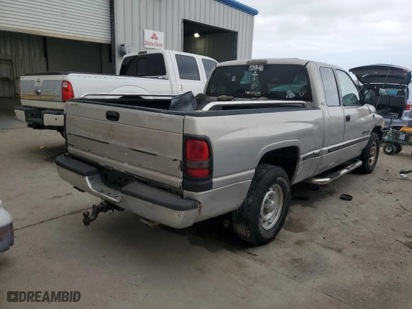1998 Dodge Ram 1500 with VIN 1B7HC13Y7WJ191680, listed as a Copart auction lot 44351775 with 175,702 mi miles and Salvage Title. Bid and sale history available at carsss.com. Image 3.