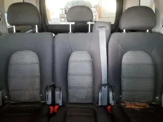 2003 Ford Explorer XLT z VIN 1FMZU63K53ZA20560, wystawiony jako Copart lot #87074084 z przebiegiem 198 276 mil mil oraz Szkoda całkowita • Salvage title. Historia ofert i sprzedaży dostępna na DreamBid. Obrazek 10.