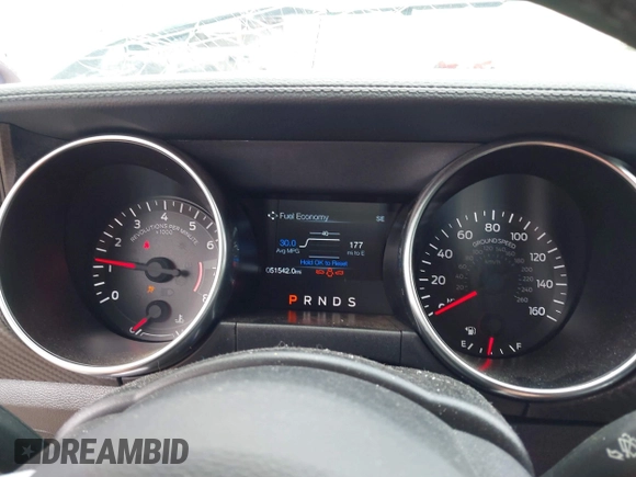 2021 Ford Mustang EcoBoost z VIN 1FA6P8TH1M5121107, wystawiony jako IAAI lot #42204097 z przebiegiem 51 542 mil mil oraz . Historia ofert i sprzedaży dostępna na DreamBid. Obrazek 7.