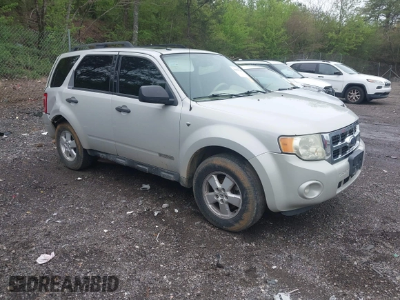 2008 Ford Escape XLT with VIN 1FMCU93148KC00109, listed as a IAAI auction lot 41859745 with 202,312 mi miles. Bid and sale history available at carsss.com. Image 1.