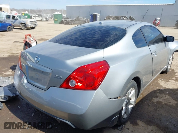 2009 Nissan Altima 2.5 S with VIN 1N4AL24E79C180804, listed as a IAAI auction lot 41661588 with 1 mi miles. Bid and sale history available at carsss.com. Image 4.