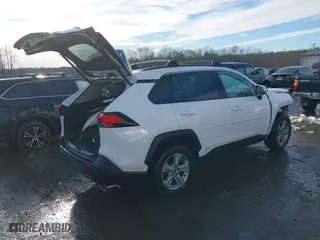 2022 Toyota RAV4 Hybrid XLE with VIN 4T3RWRFV3NU051850, listed as a IAAI auction lot 41571914 with 55,584 mi miles. Bid and sale history available at carsss.com. Image 4.