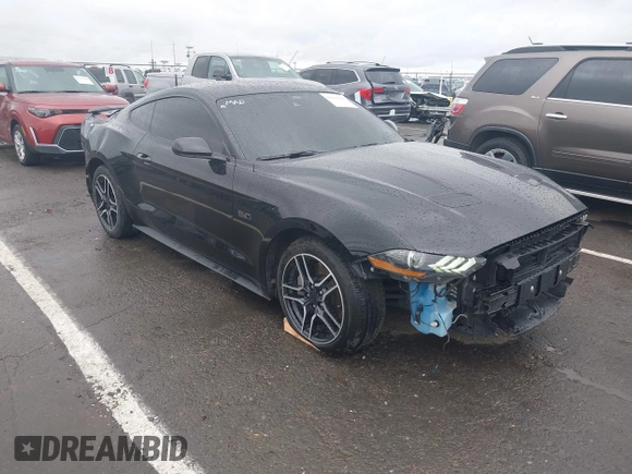 2021 Ford Mustang GT z VIN 1FA6P8CF3M5154673, wystawiony jako IAAI lot #41933201 z przebiegiem 53 757 mil mil oraz . Historia ofert i sprzedaży dostępna na DreamBid. Obrazek 1.