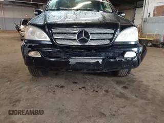 2005 Mercedes-Benz M 350 with VIN 4JGAB57E15A541164, listed as a IAAI auction lot 42179617 with 206,517 mi miles and . Bid and sale history available at DreamBid. Image 6.