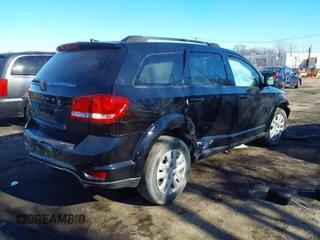 2019 Dodge Journey SE with VIN 3C4PDCBG6KT874924, listed as a IAAI auction lot 41426744 with 60,479 mi miles and . Bid and sale history available at DreamBid. Image 4.