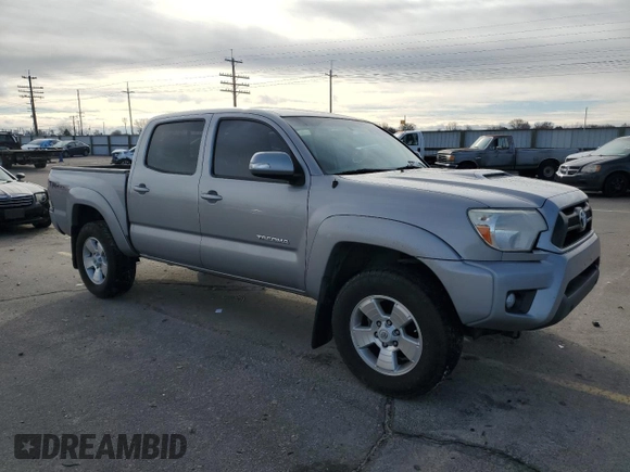 2014 Toyota Tacoma PreRunner with VIN 3TMJU4GN3EM163067, listed as a Copart auction lot 41582155 with 101,971 mi miles and Salvage Title. Bid and sale history available at DreamBid. Image 4.