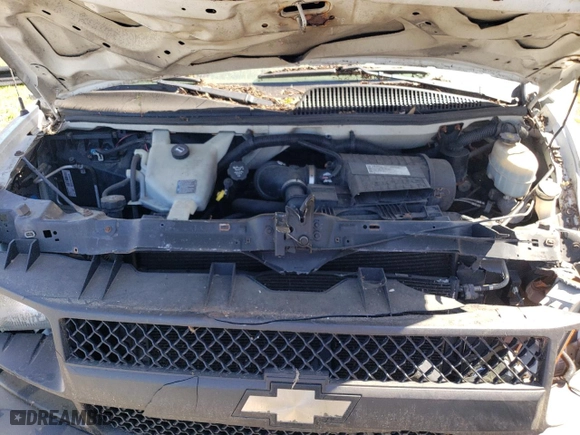 2009 Chevrolet Express Cargo Van with VIN 1GCGG25C791115372, listed as a Copart auction lot 70408794 with 0 mi miles and Salvage Title. Bid and sale history available at carsss.com. Image 12.