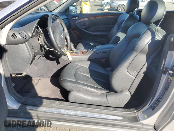 2005 Mercedes-Benz CLK 320 with VIN WDBTK65G45T045124, listed as a Copart auction lot 81193874 with 71,574 mi miles and Salvage Title. Bid and sale history available at DreamBid. Image 7.