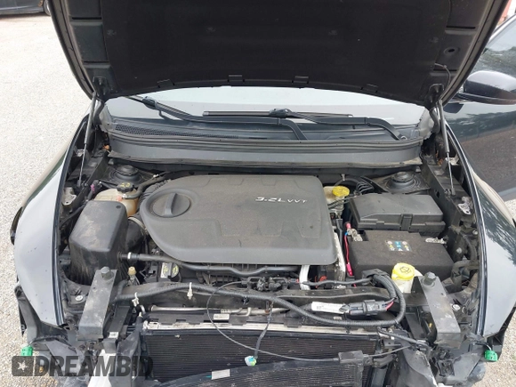 2014 Jeep Cherokee Limited with VIN 1C4PJMDS2EW120384, listed as a IAAI auction lot 42667778 with 121,206 mi miles and . Bid and sale history available at DreamBid. Image 10.