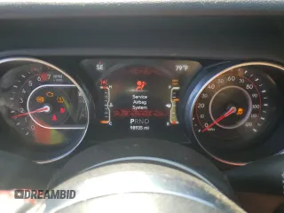 2020 Jeep Wrangler Unlimited Recon with VIN 1C4HJXFN2LW253771, listed as a Copart auction lot 54837675 with 98,935 mi miles and Salvage title. Bid and sale history available at DreamBid. Image 9.