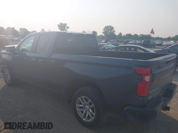 2019 Chevrolet Silverado 1500 RST with VIN 1GCRYEED8KZ353738, listed as a IAAI auction lot 40343310 with 96,077 mi miles and . Bid and sale history available at DreamBid. Image 3.