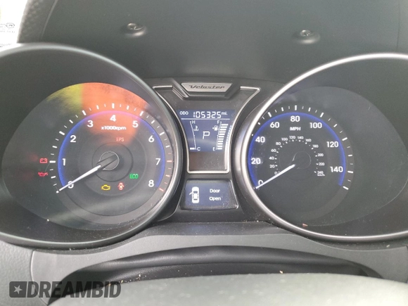 2013 Hyundai Veloster Turbo z VIN KMHTC6AE2DU163017, wystawiony jako Copart lot #56804365 z przebiegiem 105 325 mil mil oraz Czysty tytuł • Clean title. Historia ofert i sprzedaży dostępna na DreamBid. Obrazek 9.