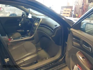 2013 Chevrolet Malibu LT with VIN 1G11E5SA6DU127917, listed as a IAAI auction lot 41641936 with 186,317 mi miles. Bid and sale history available at carsss.com. Image 5.
