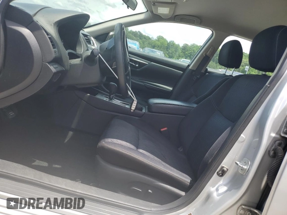 2016 Nissan Altima S with VIN 1N4AL3AP3GN359466, listed as a Copart auction lot 60975825 with 137,405 mi miles and Salvage title. Bid and sale history available at DreamBid. Image 7.