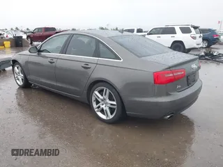 2014 Audi A6 Premium Plus z VIN WAUGFAFC3EN087176, wystawiony jako IAAI lot #42117602 z przebiegiem 53 571 mil mil oraz . Historia ofert i sprzedaży dostępna na DreamBid. Obrazek 3.