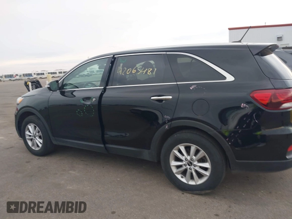 2019 Kia Sorento LX with VIN 5XYPG4A36KG558975, listed as a IAAI auction lot 42065481 with 49,867 mi miles and . Bid and sale history available at carsss.com. Image 15.
