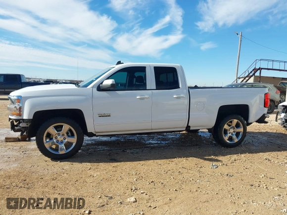 2018 Chevrolet Silverado 1500 LT with VIN 1GCRCREC4JZ368426, listed as a IAAI auction lot 41343347 with 114,821 mi miles and . Bid and sale history available at DreamBid. Image 15.