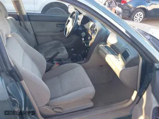 2002 Subaru Legacy Wagon Outback w/RB Equip with VIN 4S3BH665526615389, listed as a IAAI auction lot 41868984 with 265,266 mi miles. Bid and sale history available at carsss.com. Image 5.