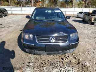 2003 Volkswagen Passat GLS with VIN WVWPD63B73P356279, listed as a Copart auction lot 81892844 with 276,850 mi miles and Salvage Title. Bid and sale history available at carsss.com. Image 5.