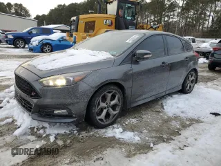 2018 Ford Focus ST with VIN 1FADP3L98JL291877, listed as a Copart auction lot 87465024 with 67,539 mi miles and Salvage Title. Bid and sale history available at carsss.com. Image 1.
