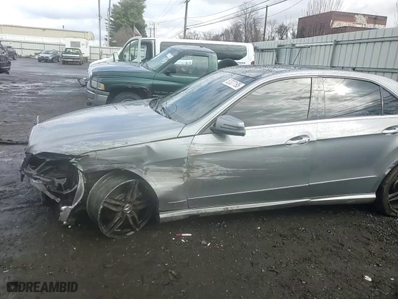 2011 Mercedes-Benz E-Class E 350 Luxury with VIN WDDHF8HB0BA484938, listed as a Copart auction lot 52327195 with 104,261 mi miles and Salvage Title. Bid and sale history available at carsss.com. Image 11.