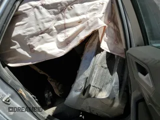 2019 Volkswagen Jetta SEL z VIN 3VWEB7BU3KM198823, wystawiony jako Copart lot #55928385 z przebiegiem Nie podano mil oraz Szkoda całkowita • Salvage title. Historia ofert i sprzedaży dostępna na DreamBid. Obrazek 10.
