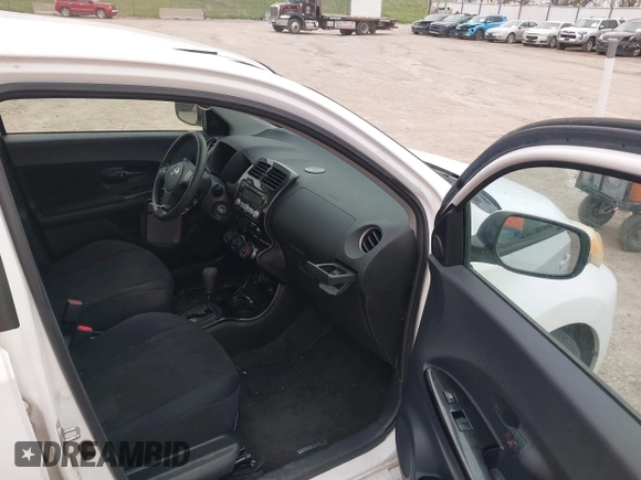 2008 Scion xD z VIN JTKKU10478J028558, wystawiony jako IAAI lot #42139762 z przebiegiem 190 691 mil mil oraz . Historia ofert i sprzedaży dostępna na DreamBid. Obrazek 5.