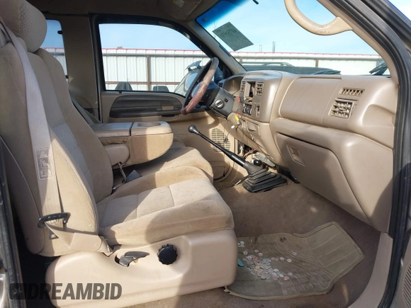 2002 Ford F-250 XL with VIN 1FTNX21LX2EC44525, listed as a IAAI auction lot 41751939 with 300,323 mi miles and . Bid and sale history available at DreamBid. Image 5.