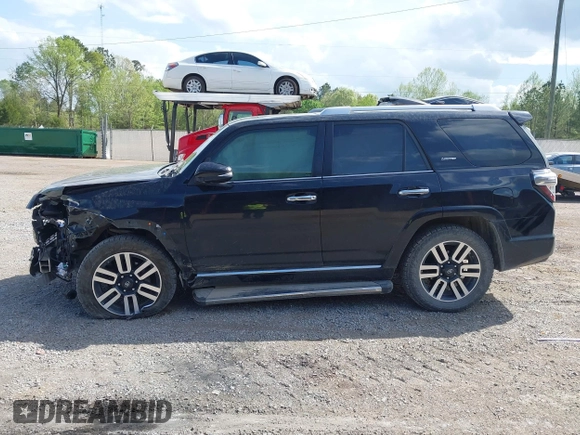 2018 Toyota 4Runner SR5 z VIN JTEBU5JR9J5567945, wystawiony jako IAAI lot #41965866 z przebiegiem 67 821 mil mil oraz . Historia ofert i sprzedaży dostępna na DreamBid. Obrazek 14.