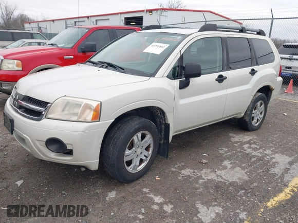 2007 Mitsubishi Endeavor LS with VIN 4A4MN21S47E075272, listed as a IAAI auction lot 41751802 with 189,090 mi miles. Bid and sale history available at carsss.com. Image 2.