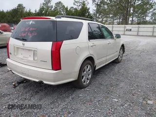 2008 Cadillac SRX RWD z VIN 1GYEE637580123768, wystawiony jako IAAI lot #41802877 z przebiegiem 149 249 mil mil oraz . Historia ofert i sprzedaży dostępna na DreamBid. Obrazek 4.