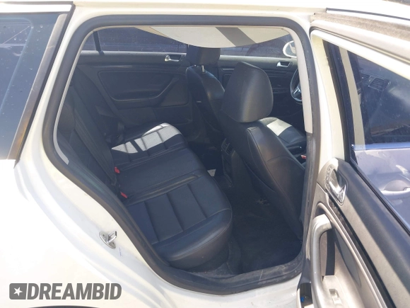 2010 Volkswagen Jetta TDI with VIN 3VWTL7AJ4AM669372, listed as a IAAI auction lot 42379252 with 214,274 mi miles and . Bid and sale history available at DreamBid. Image 8.