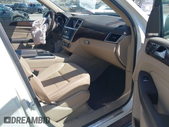 2013 Mercedes-Benz M 350 with VIN 4JGDA2EB0DA201610, listed as a IAAI auction lot 42123259 with 188,416 mi miles and . Bid and sale history available at carsss.com. Image 5.