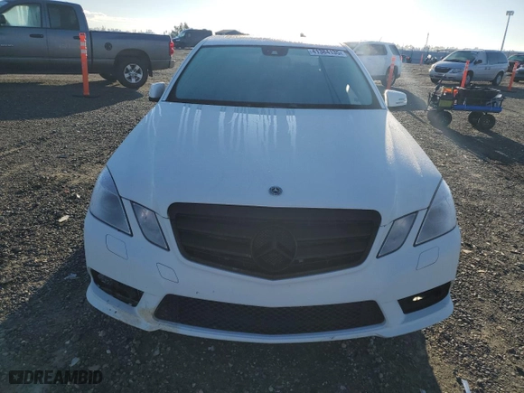2011 Mercedes-Benz E-Class E 350 Luxury BlueTEC with VIN WDDHF2EB6BA465084, listed as a Copart auction lot 41384135 with 141,681 mi miles and Salvage Title. Bid and sale history available at carsss.com. Image 5.
