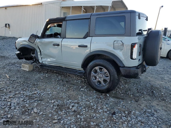 2022 Ford Bronco with VIN 1FMEE5BP2NLB63393, listed as a Copart auction lot 84653934 with 19,580 mi miles and Salvage Title. Bid and sale history available at carsss.com. Image 2.
