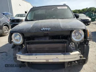 2017 Jeep Renegade Latitude z VIN ZACCJBBB2HPG58364, wystawiony jako Copart lot #51522515 z przebiegiem 115 618 mil mil oraz Szkody całkowita. Historia ofert i sprzedaży dostępna na DreamBid. Obrazek 5.
