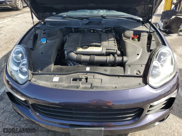 2018 Porsche Cayenne with VIN WP1AA2A24JKA06465, listed as a Copart auction lot 45669485 with 44,302 mi miles and Salvage Title. Bid and sale history available at carsss.com. Image 12.