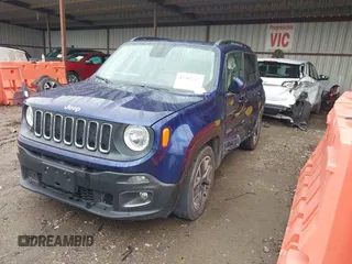 2018 Jeep Renegade Latitude with VIN ZACCJABB4JPH62323, listed as a IAAI auction lot 42202217 with 111,042 mi miles and . Bid and sale history available at DreamBid. Image 2.