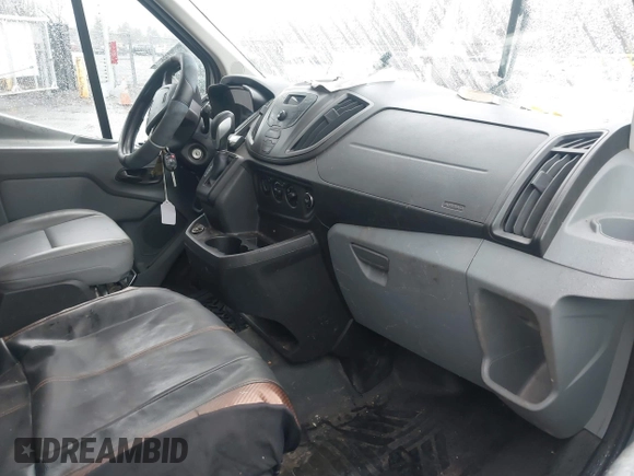 2017 Ford Transit с VIN 1FTYR2CM9HKA29452, выставлен на аукционе IAAI как лот 40908401 с пробегом 110 867 миль миль и . История ставок и продаж доступна на DreamBid. Изображение 5.