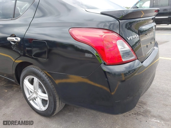 2019 Nissan Versa Sedan SV with VIN 3N1CN7AP6KL836259, listed as a IAAI auction lot 42106727 with 135,385 mi miles. Bid and sale history available at carsss.com. Image 13.