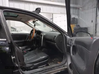 2003 Saturn LS z VIN 1G8JU54FX3Y548186, wystawiony jako IAAI lot #42092728 z przebiegiem 126 589 mil mil oraz . Historia ofert i sprzedaży dostępna na DreamBid. Obrazek 5.