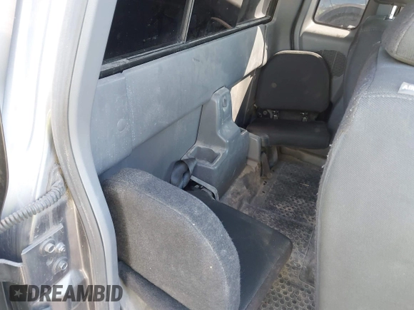 2011 Ford Ranger XLT with VIN 1FTLR4FE5BPA00633, listed as a IAAI auction lot 41756267 with 173,492 mi miles and . Bid and sale history available at DreamBid. Image 8.