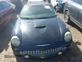 2005 Ford Thunderbird Deluxe with VIN 1FAHP60A15Y105185, listed as a IAAI auction lot 41807862 with 1 mi miles. Bid and sale history available at carsss.com. Image 11.