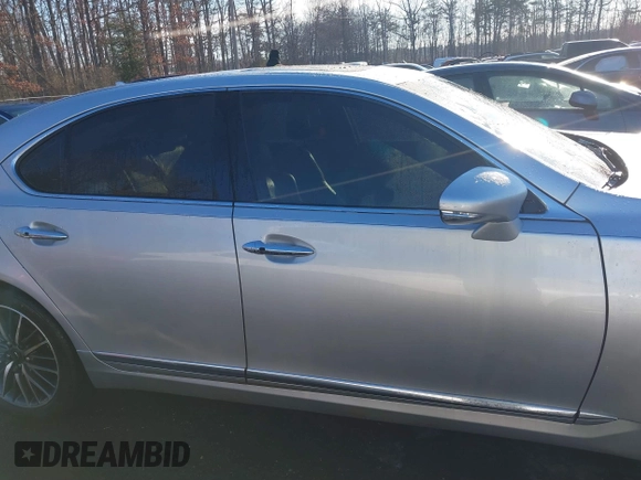 2013 Lexus LS 460 z VIN JTHCL5EF5D5019441, wystawiony jako IAAI lot #41267136 z przebiegiem 185 549 mil mil oraz . Historia ofert i sprzedaży dostępna na DreamBid. Obrazek 13.