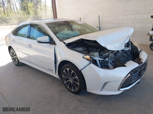 2016 Toyota Avalon Hybrid XLE Premium with VIN 4T1BD1EB2GU048496, listed as a IAAI auction lot 42047633 with 68,900 mi miles. Bid and sale history available at carsss.com. Image 1.